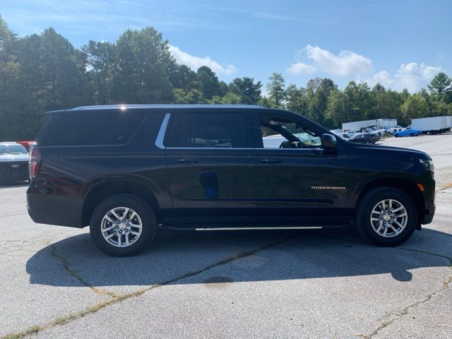 2023 Chevrolet Suburban LT 6