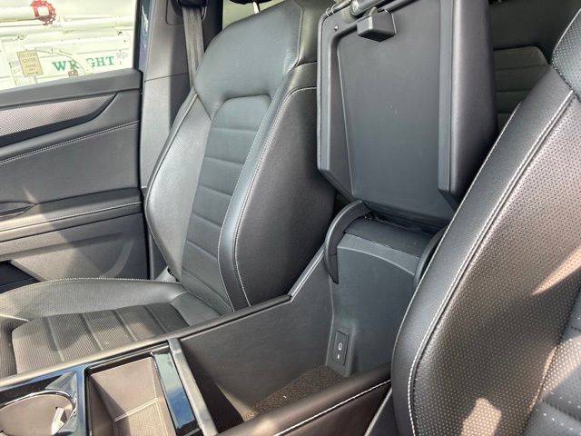 Used 2024 Volkswagen Atlas Cross Sport SUV