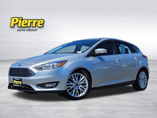 Ingot Silver 2017 Ford Focus Titanium Hatchback Hatchback Front-Wheel Drive 6-Speed Automatic