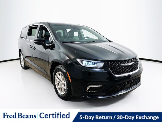 2025 Chrysler Pacifica Select FWD