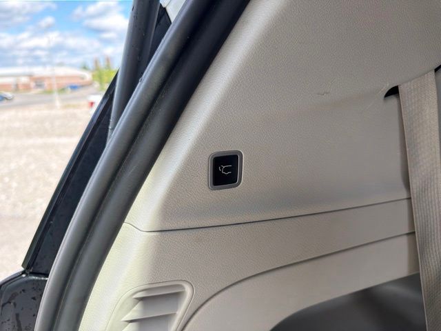 2019 Chrysler Pacifica Touring L White at Bob Ruth Ford
