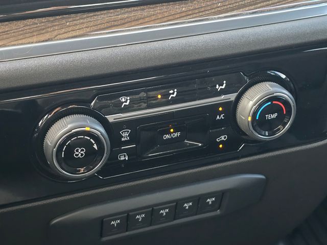 2024 Chevrolet Silverado 3500HD LT:C02697A