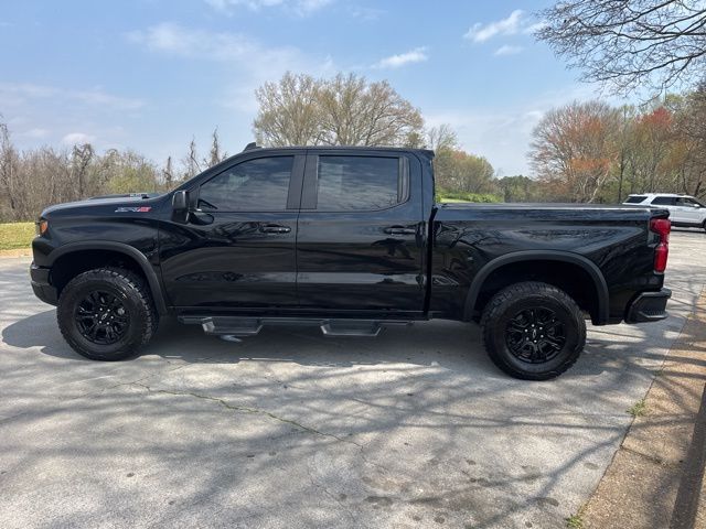 Used 2022 Black Chevrolet ZR2 image 4