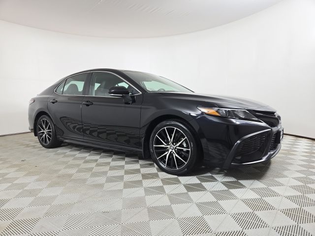 Midnight Black Metallic 2023 Toyota Camry Sedan Front-Wheel Drive 8-Speed Automatic