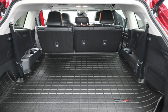 Used 2023 Toyota Highlander SUV