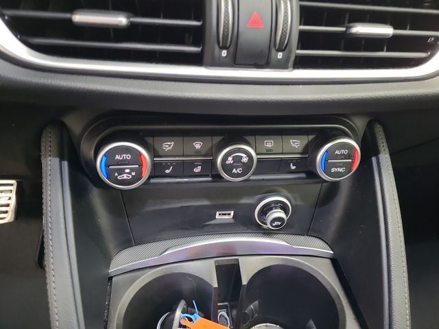 2019 – Alfa Romeo – Stelvio