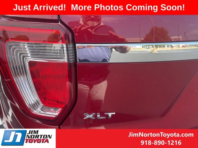 2017 Ford Explorer XLT 6