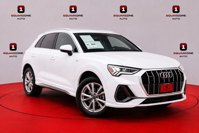 2025 Audi Q3 quattro Premium S Line 45 TFSI