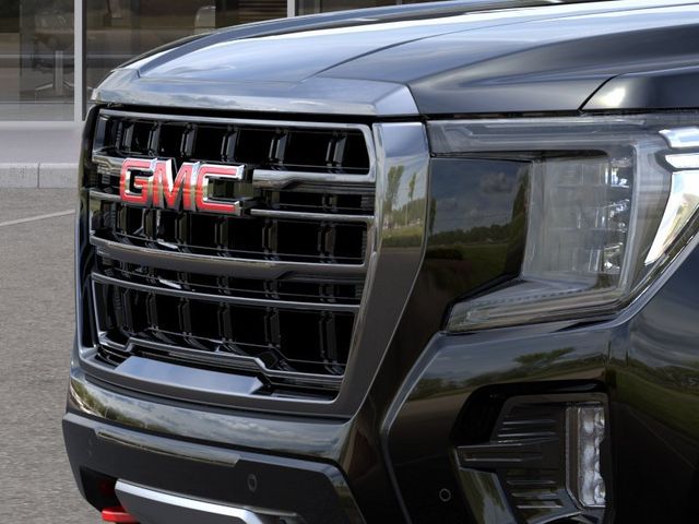 2024 GMC Yukon AT4 13