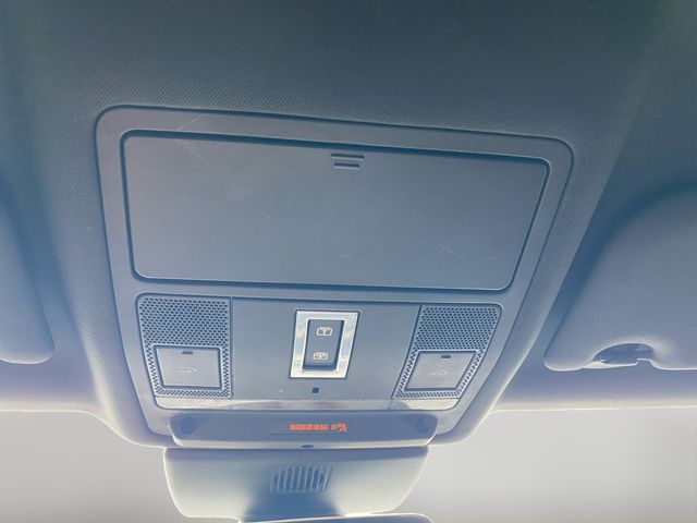 JaguarE-PACE27