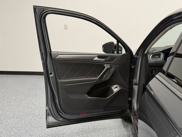 Used 2024  Volkswagen 2.0T Wolfsburg Edition image 9