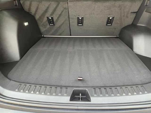 car-gallery-32
