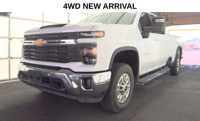 2025 Chevrolet Silverado 2500HD LT Crew Cab 4WD