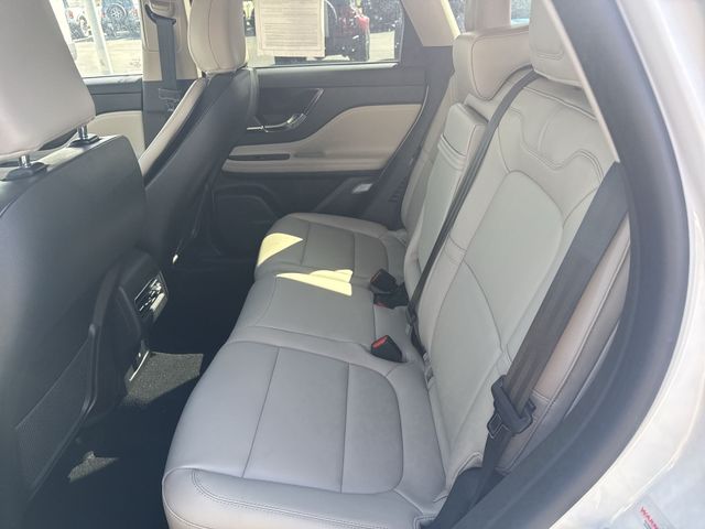 Certified Used 2025 White Lincoln Premiere image 26