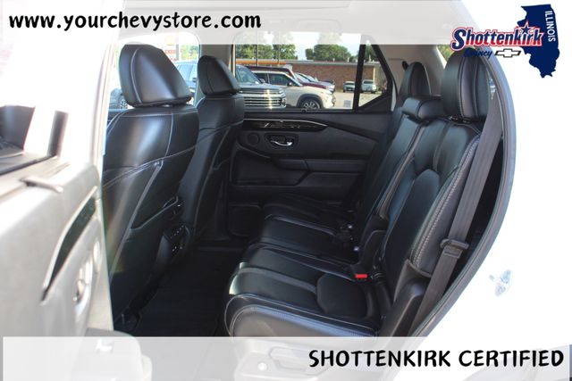 Used 2025 Honda Pilot SUV