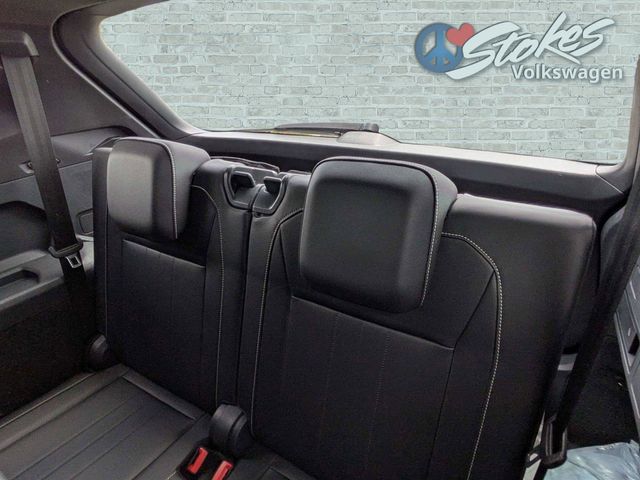 2022 Volkswagen Tiguan 2.0T SE R-Line Black Black at Stokes Volkswagen