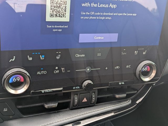 2024 Lexus NX - Image 23