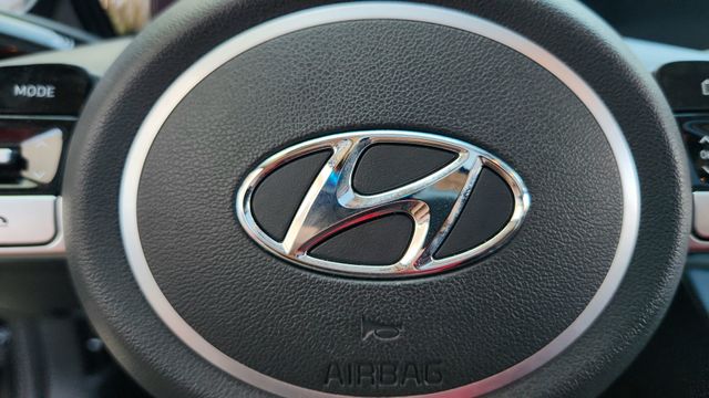 2021 Hyundai Elantra Hybrid
