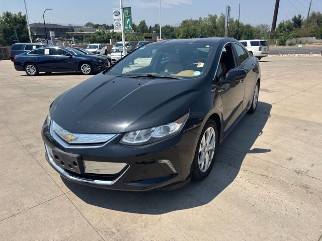 Mosaic Black Metallic 2017 Chevrolet Volt Hatchback Front-Wheel Drive 1-Speed Automatic