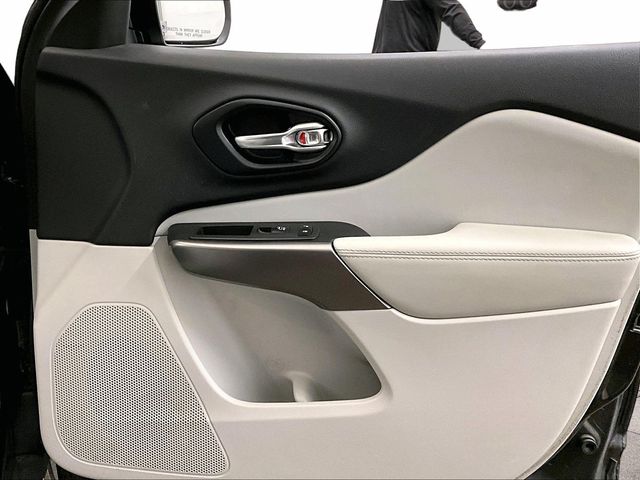 2021 Jeep Cherokee Latitude Plus Black at Bob Ruth Ford