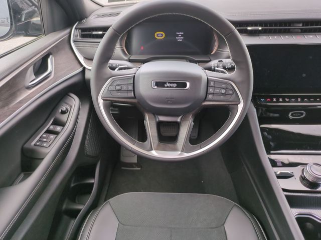 new 2026 Jeep Grand Cherokee car, priced at $41,307