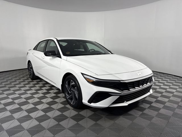 New 2025 Hyundai Elantra For Sale in Indianapolis, IN