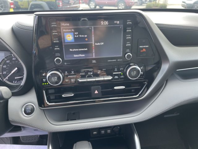 Used 2021 Toyota Highlander SUV