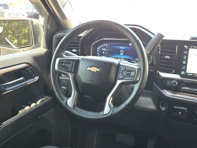 2023 Chevrolet Silverado 1500 LT:C02650