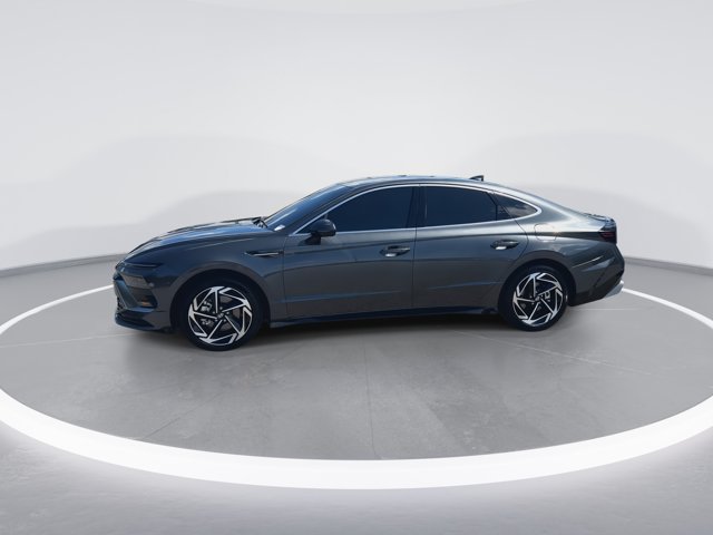 Used 2026 Gray Hyundai SEL Sport image 5