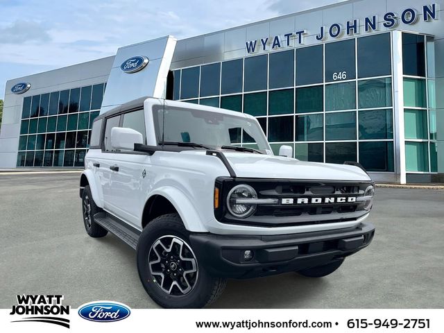 2026 Ford Bronco Outer Banks
