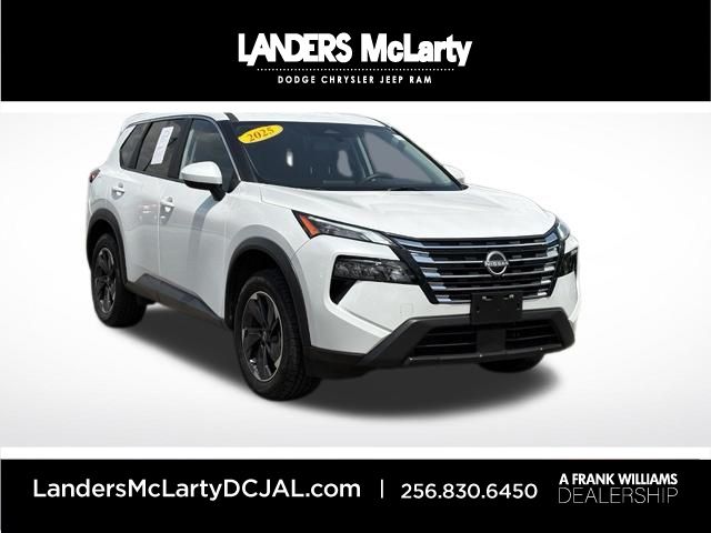 Everest White Pearl 2025 Nissan Rogue SUV / Crossover Front-Wheel Drive Continuously Variable Transmission