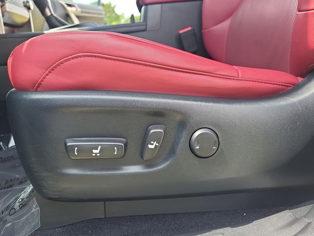 Used 2021  Lexus 460 image 31