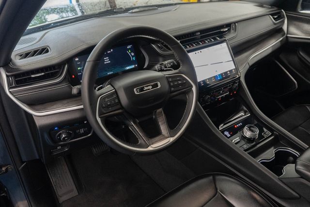 Used 2024 Jeep Grand Cherokee SUV