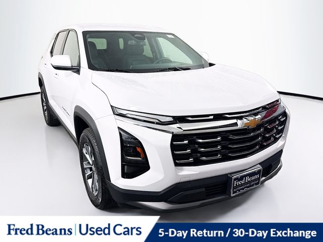 Summit White 2026 Chevrolet Equinox LT AWD SUV / Crossover Four-Wheel Drive 8-Speed Automatic