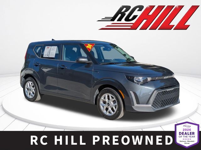 Gravity Gray 2024 Kia Soul SUV / Crossover Front-Wheel Drive Continuously Variable Transmission
