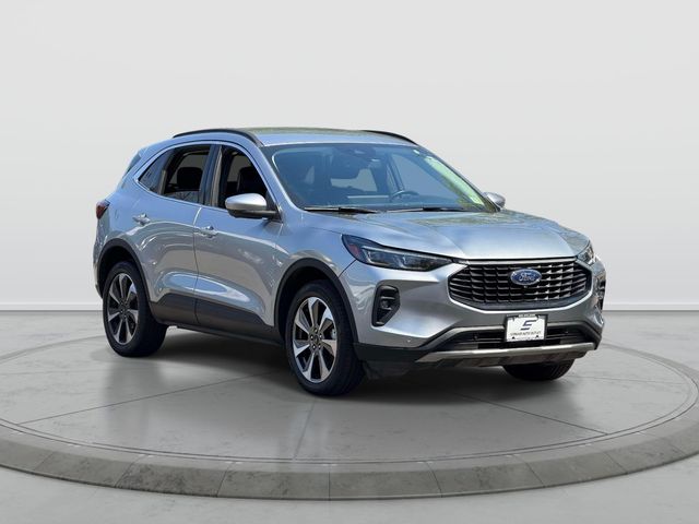 2024 Ford Escape Platinum AWD's photo
