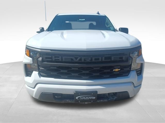 2026 Chevrolet Silverado 1500 Custom — photo 2