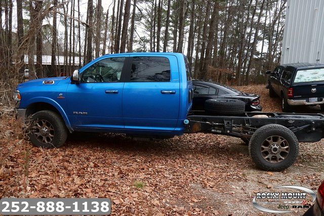 2021 RAM 3500 Chassis Laramie Crew Cab LB 4WD