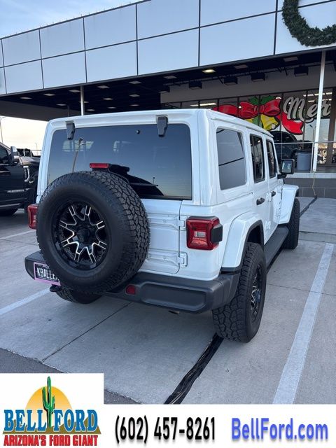 2022 Jeep Wrangler Unlimited Sahara 10