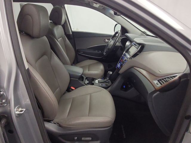 2017 – Hyundai – Santa Fe