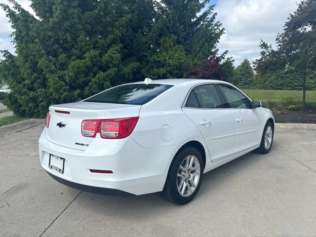 Used 2014 White Chevrolet LT image 6