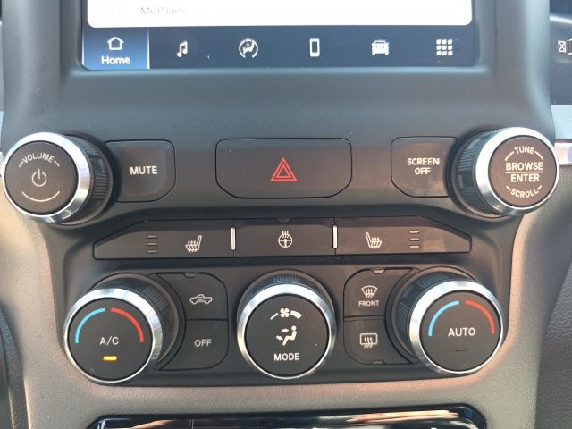 2022 Ram 1500 Big Horn/Lone Star - Diamond Black Crystal Pearlcoat exterior view 20