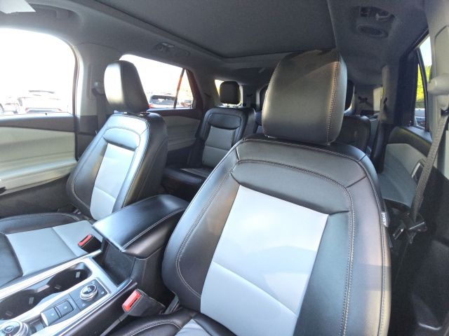 2023 Ford Explorer XLT:45402A