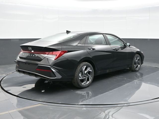 2025 Hyundai Elantra SEL 7