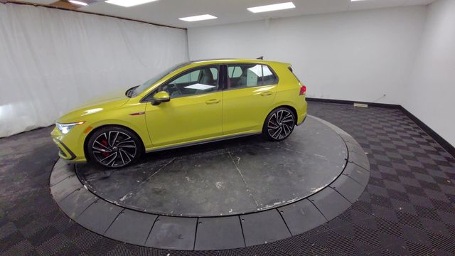 2022 – Volkswagen – Golf GTI