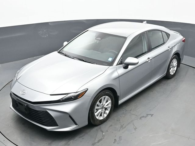 2025 Toyota Camry LE 42