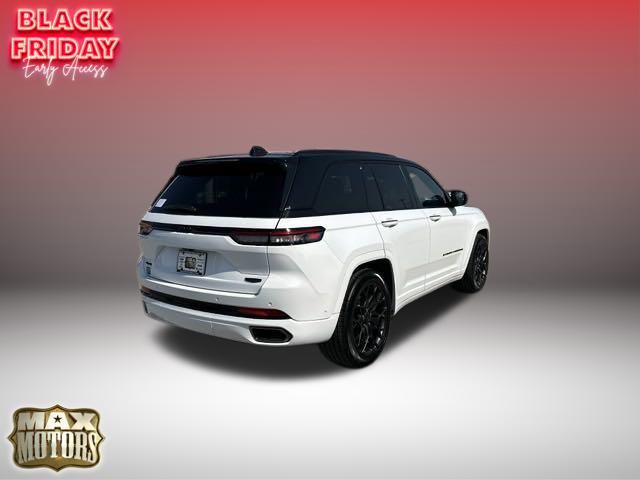 2025 Jeep Grand Cherokee Summit 8