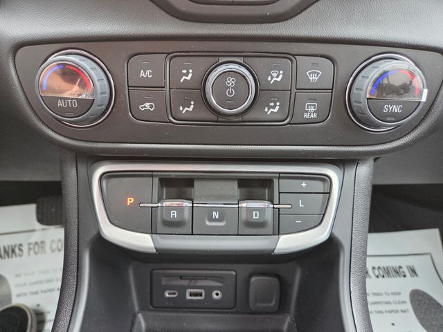2024 GMC Terrain AWD SLT
