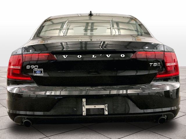 2018 Volvo S90 T5 Momentum - 4