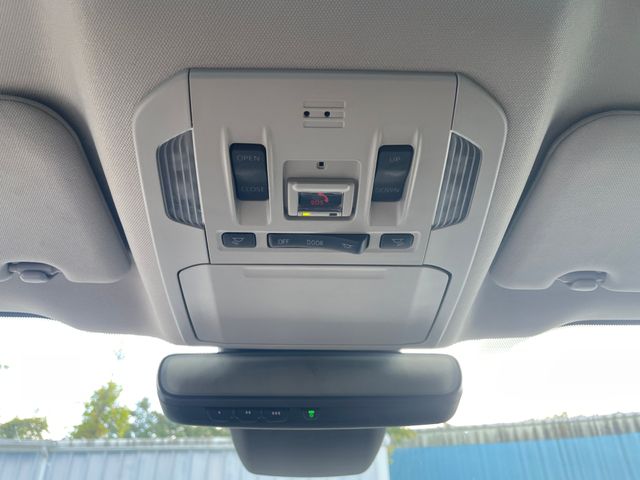 Used 2022 Toyota Highlander Hybrid SUV
